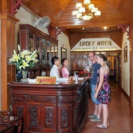Lucky Central Hotel & Travel Ханой Екстер'єр фото