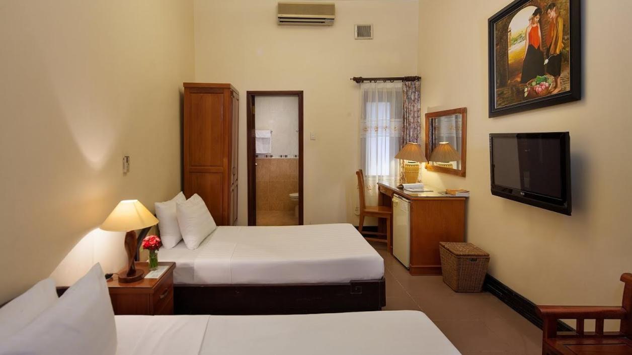 Lucky Central Hotel & Travel Ханой Екстер'єр фото