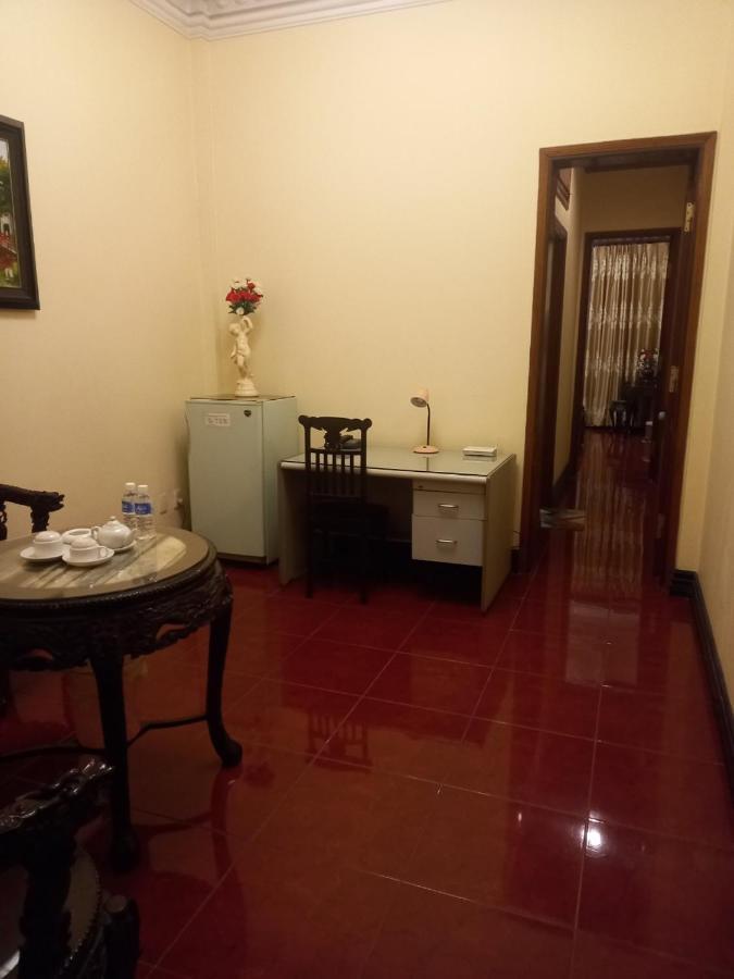 Lucky Central Hotel & Travel Ханой Екстер'єр фото