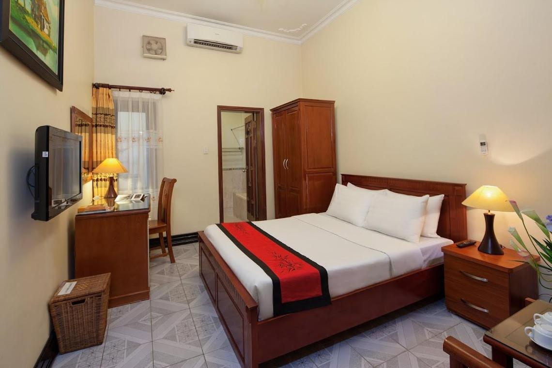Lucky Central Hotel & Travel Ханой Екстер'єр фото
