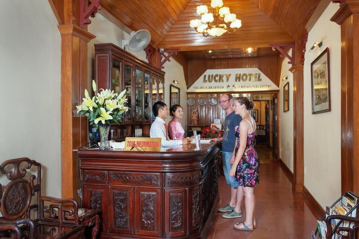 Lucky Central Hotel & Travel Ханой Екстер'єр фото